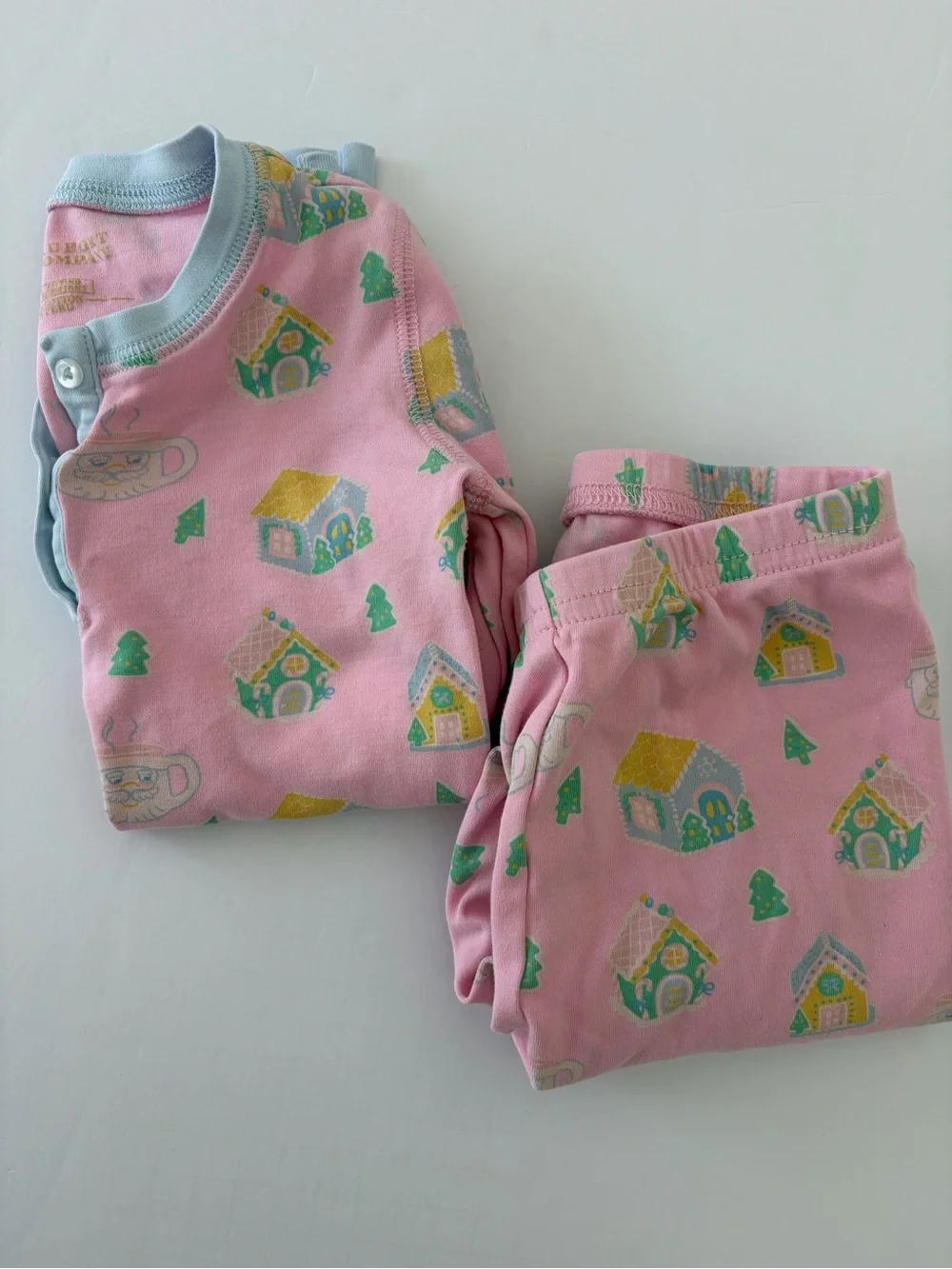 The Beaufort Bonnet Company Girls Pink Gingerbread Village Pajamas Set Size 5
